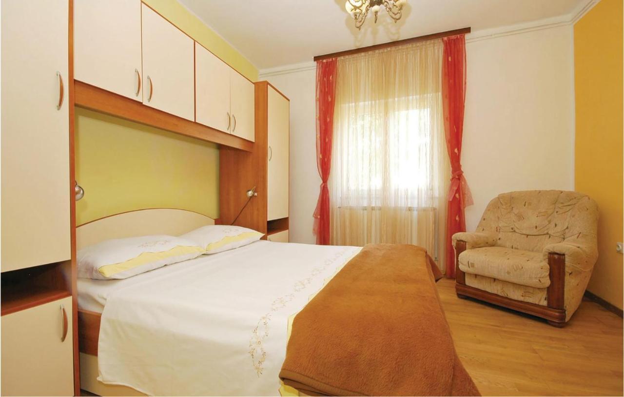 8 Bedroom Gorgeous Home In Kozino Luaran gambar