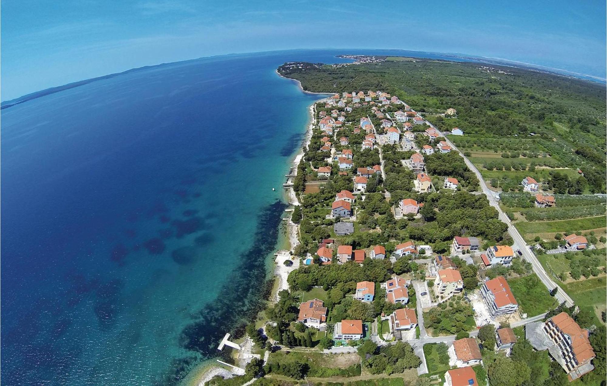 8 Bedroom Gorgeous Home In Kozino Luaran gambar