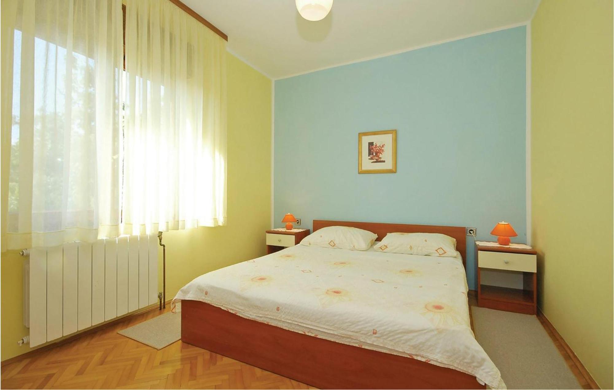 8 Bedroom Gorgeous Home In Kozino Luaran gambar